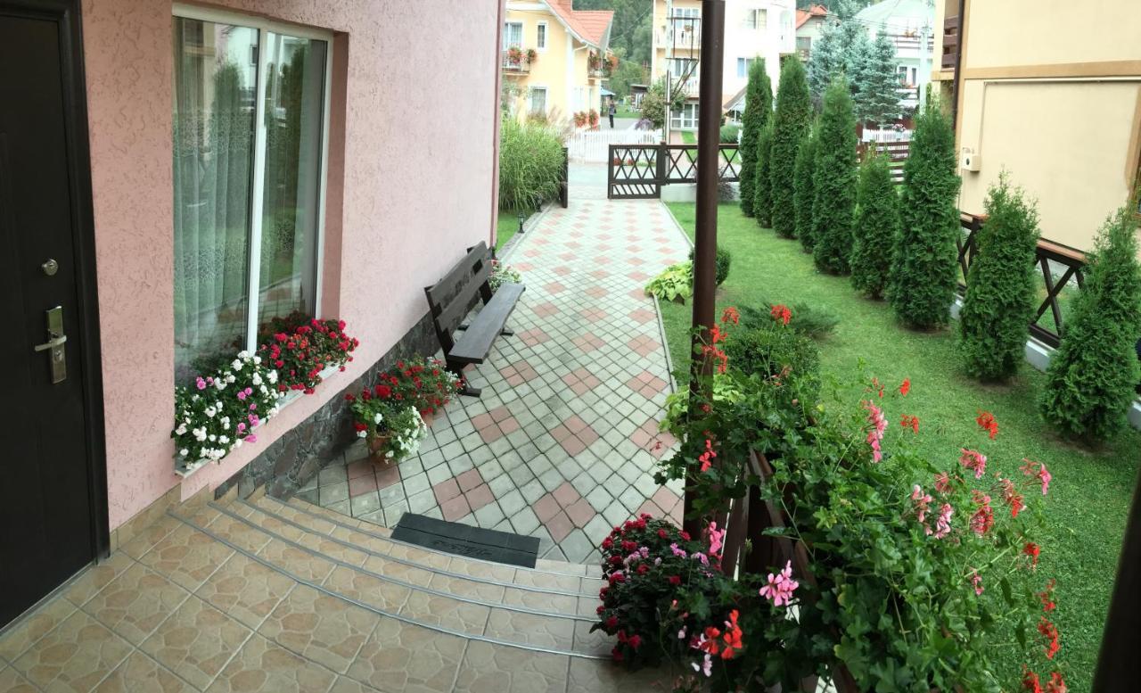 U Neli Hotell Solochin Exteriör bild
